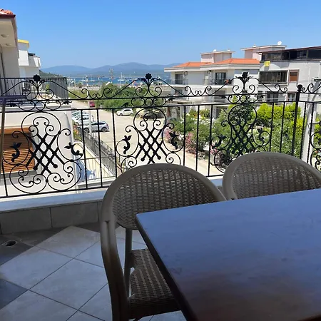 Grand Teoshan Ve Appartement