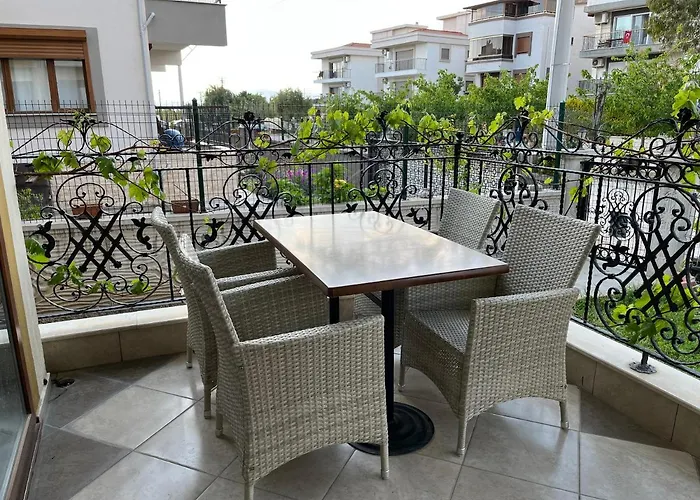 Lägenhet Grand Teoshan Ve