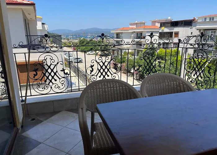 Grand Teoshan Ve Apartament