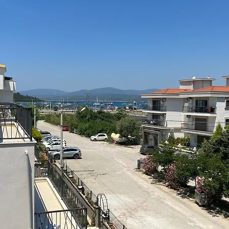 Apartment Grand Teoshan Ve Seferihisar