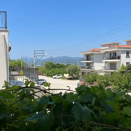 Apartment Grand Teoshan Ve