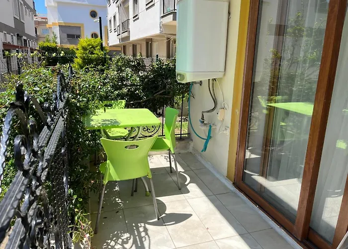 Grand Teoshan Ve * Seferihisar