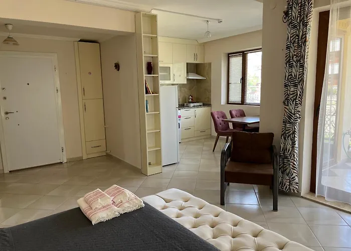 Grand Teoshan Ve Apartmán Seferihisar